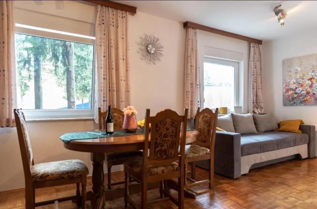 Apartment Luna بيوغْغاد نا موغو كرواتيا